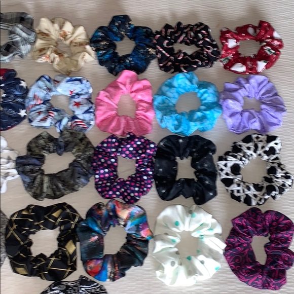 25 PC Custom Scrunchie Set - Picture 3 of 4